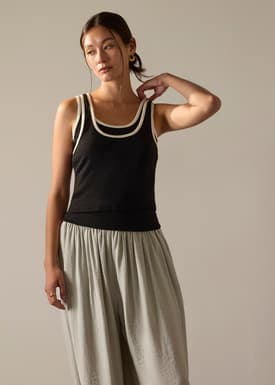 Contrast Piping Knit Fitted Tank