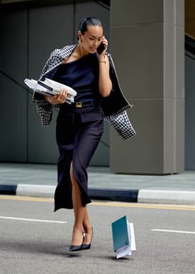 Belted Column Buckle Skirt
