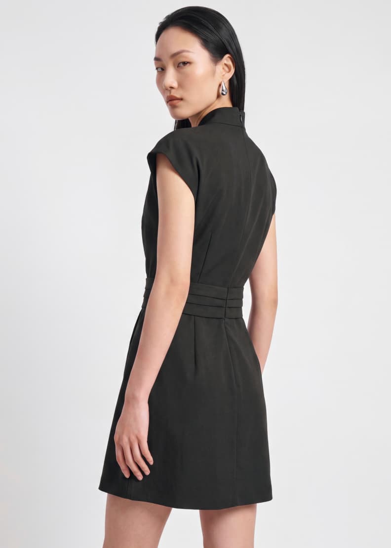 11k6092021-171-2_q9ukw2tw4hniuo04